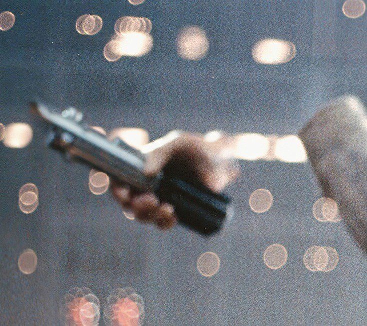 Severed_hand_of_skywalker